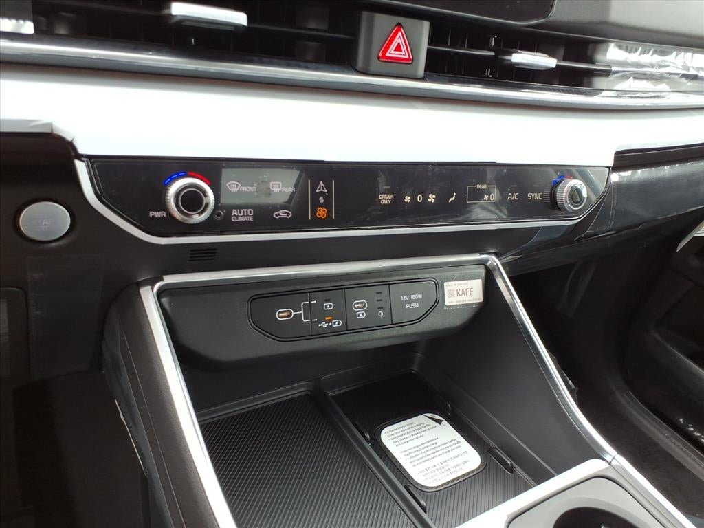 2027 Kia Carnival Hybrid SX Prestige