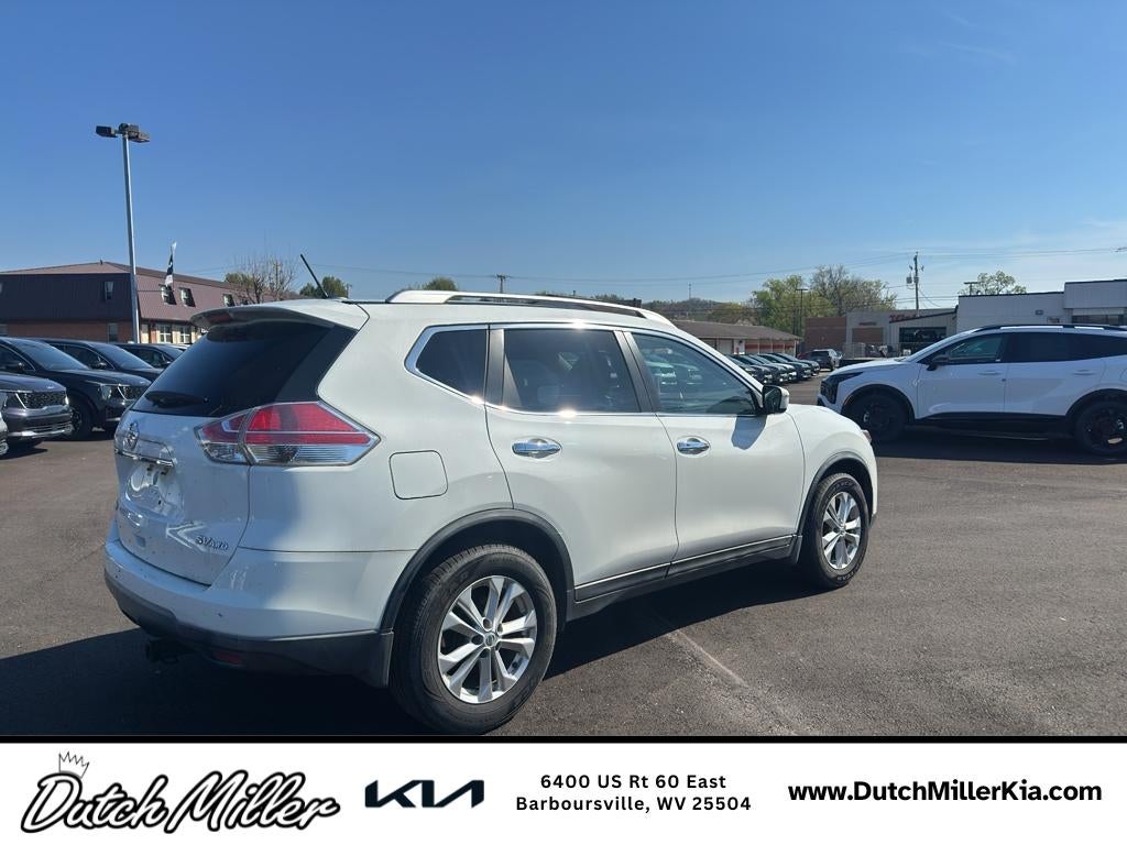 2016 Nissan Rogue SV
