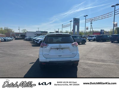 2016 Nissan Rogue SV