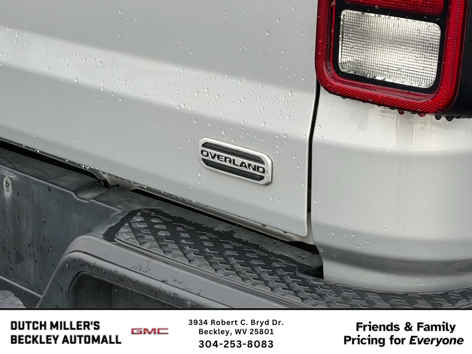 2022 Jeep Gladiator Overland