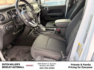 2022 Jeep Gladiator Overland