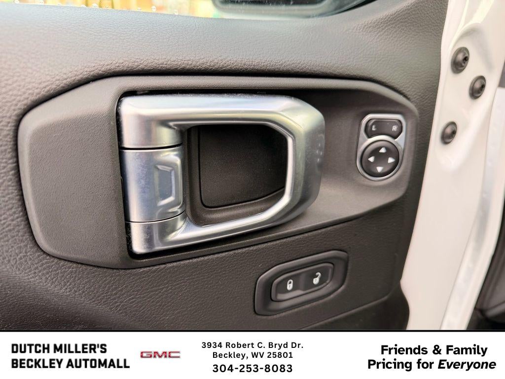 2022 Jeep Gladiator Overland