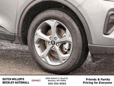 2025 Ford Escape ST-Line