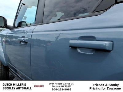2024 Ford Bronco Outer Banks