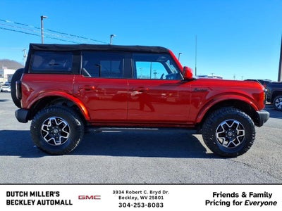 2023 Ford Bronco Base