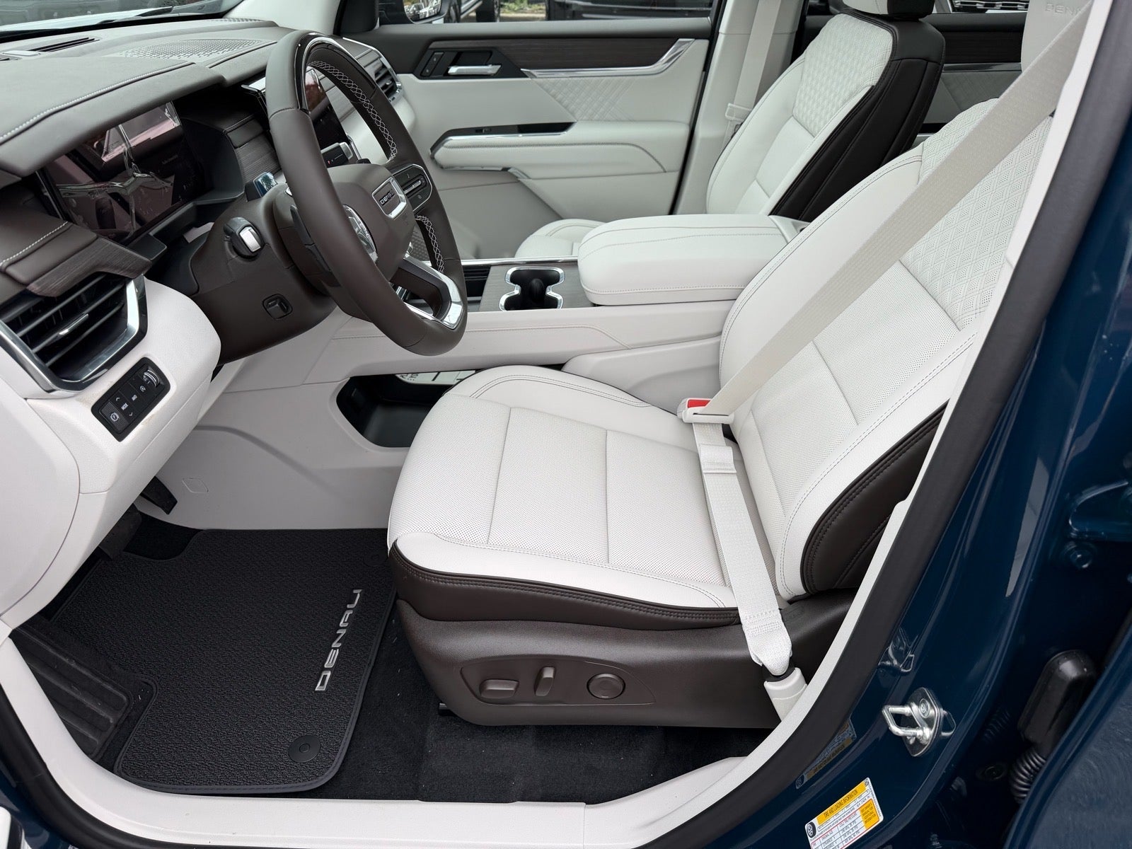 2027 GMC Acadia Denali