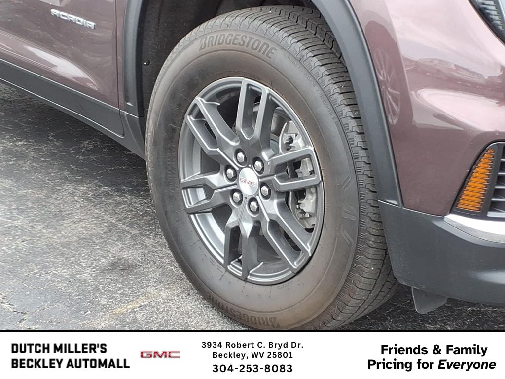 2025 GMC Acadia Elevation