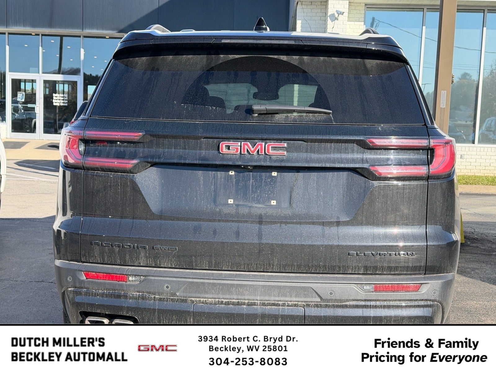 2024 GMC Acadia Elevation