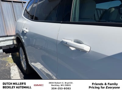 2025 GMC Acadia Elevation