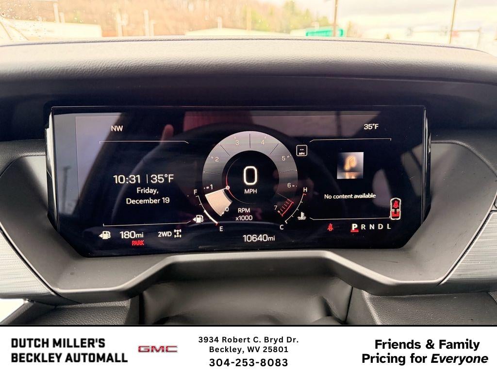 2025 GMC Acadia Elevation