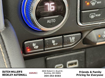 2023 GMC Yukon SLT