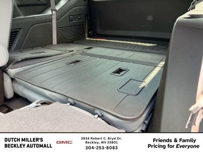 2022 GMC Yukon SLT