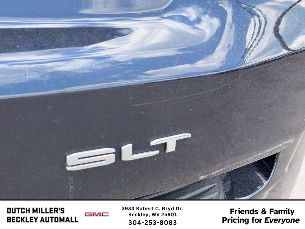 2022 GMC Yukon SLT