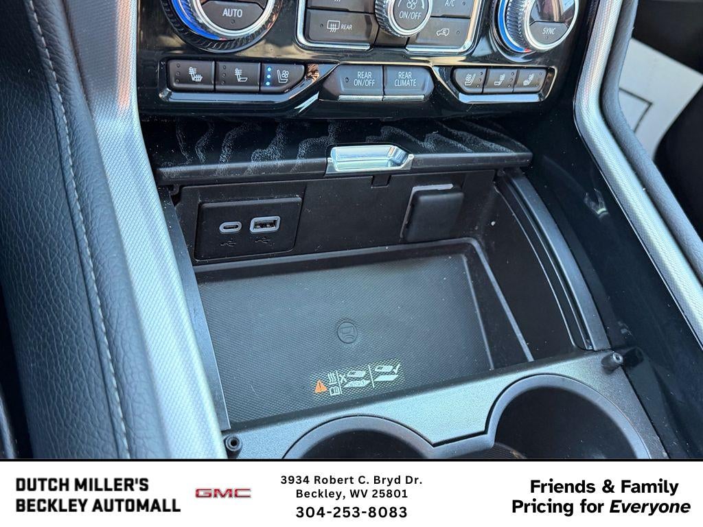 2023 GMC Yukon Denali