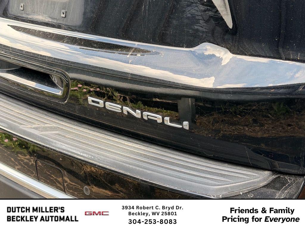 2022 GMC Yukon XL Denali