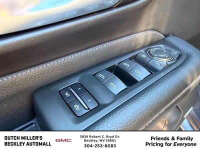 2022 GMC Yukon XL Denali