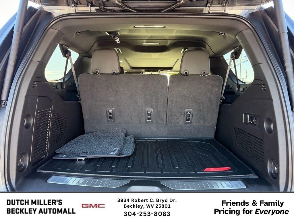 2022 GMC Yukon XL Denali