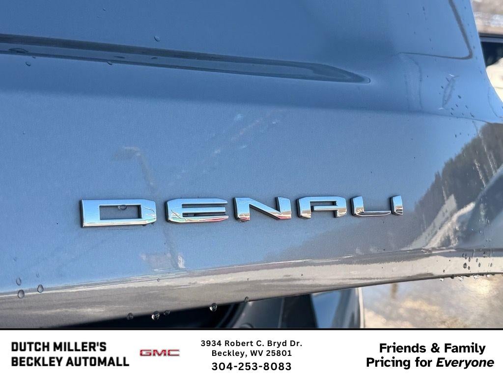 2022 GMC Yukon XL Denali