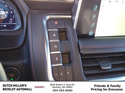 2023 Chevrolet Suburban RST