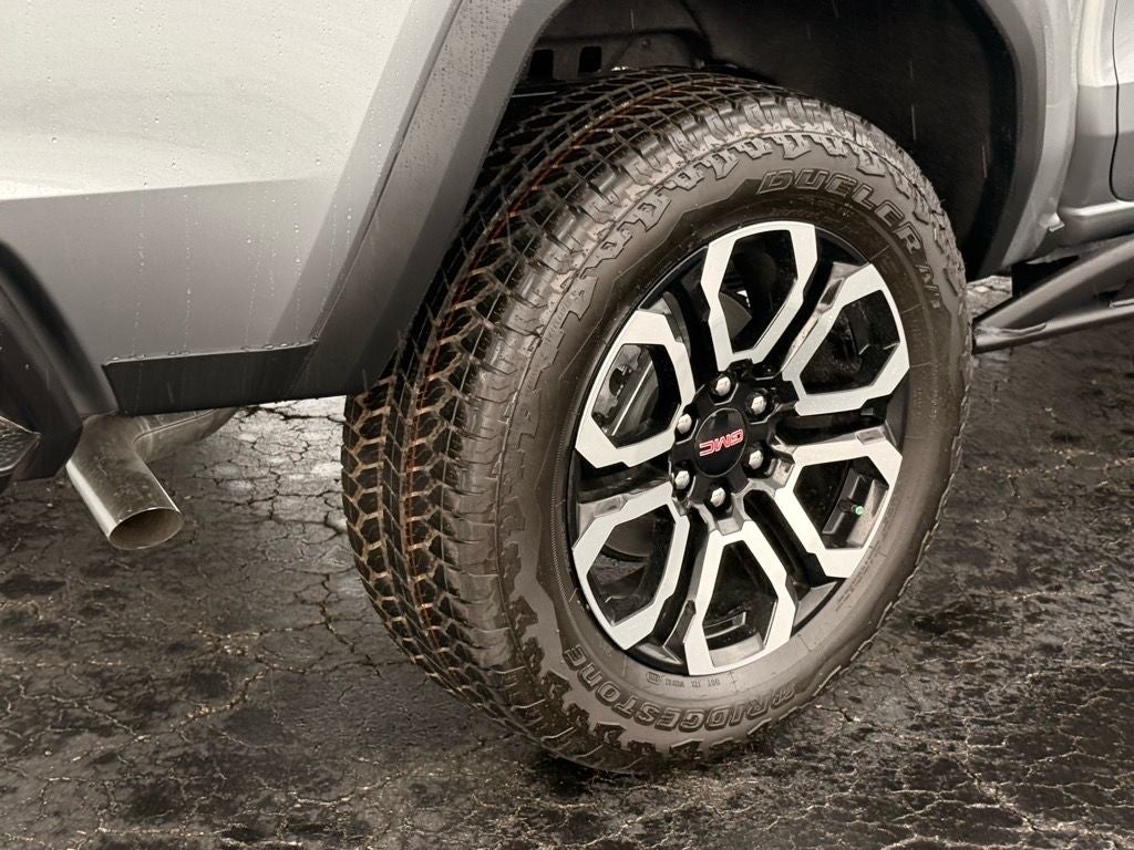 2025 GMC Canyon AT4