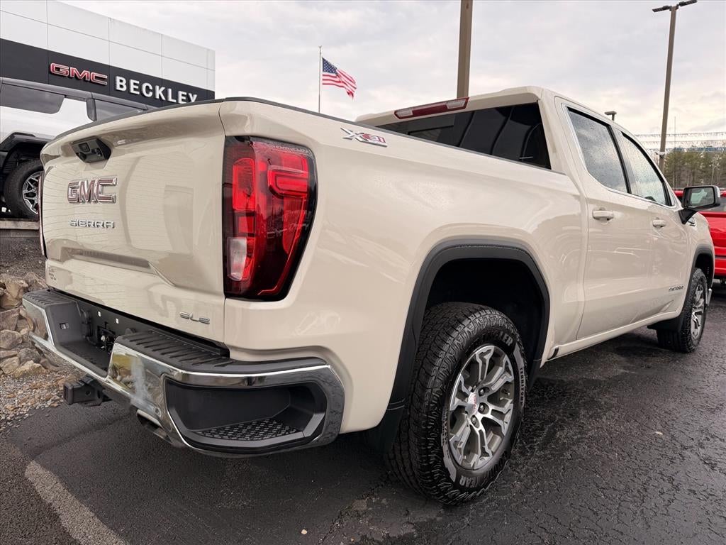 2026 GMC Sierra 1500 SLE