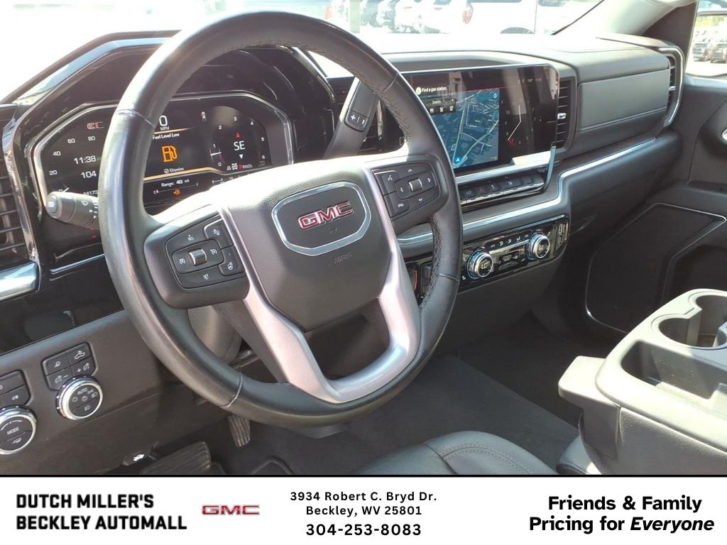 2025 GMC Sierra 1500 SLT