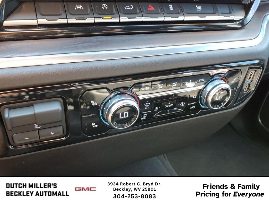 2025 GMC Sierra 1500 SLT