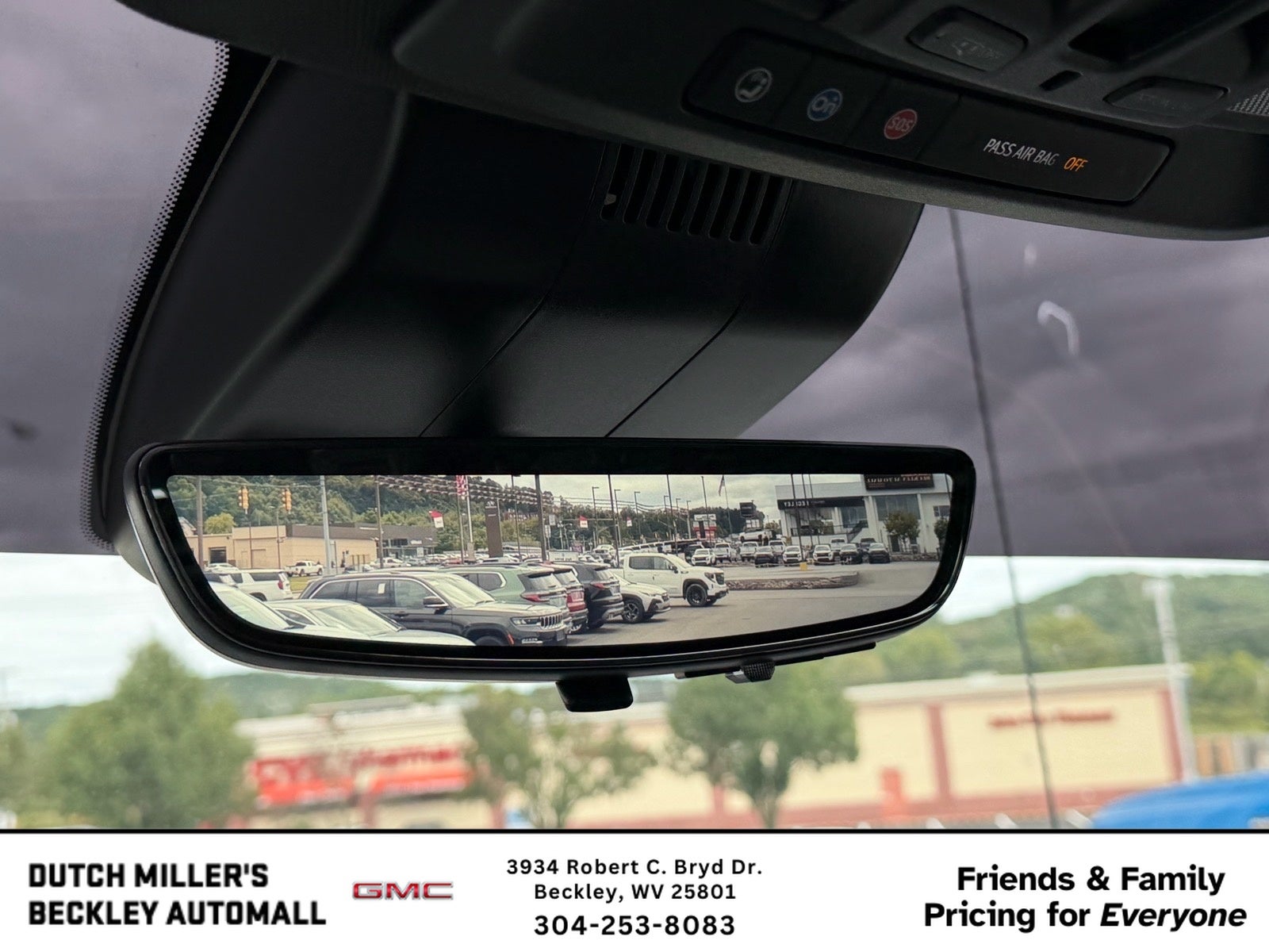 2025 GMC Sierra 1500 AT4