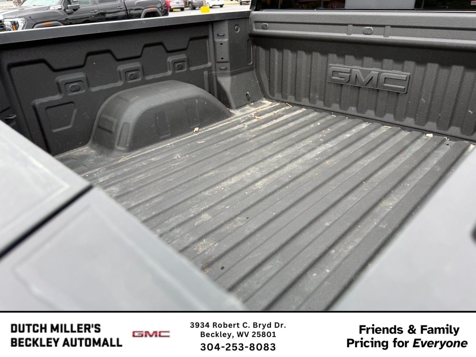 2025 GMC Sierra 1500 AT4