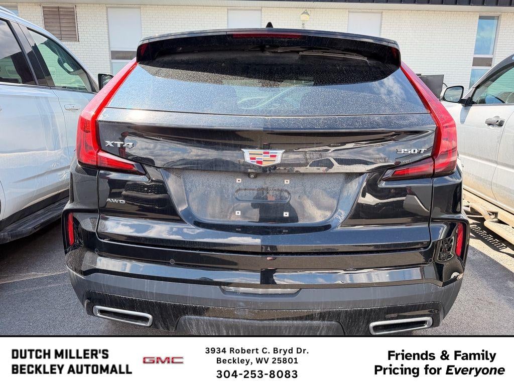 2024 Cadillac XT4 Sport
