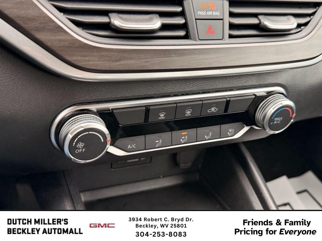 2025 Nissan Altima SV