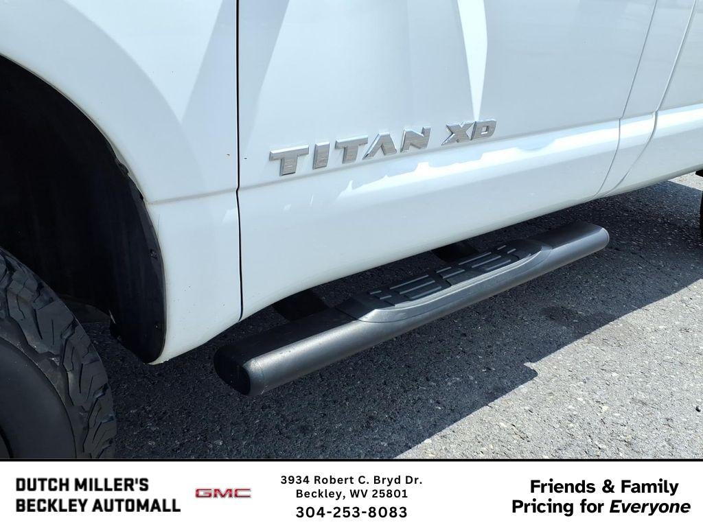 2017 Nissan Titan XD SV