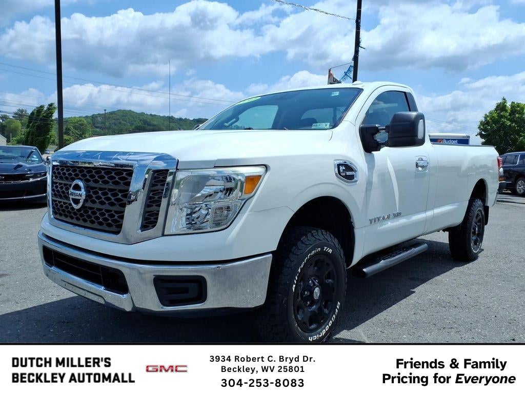 2017 Nissan Titan XD SV