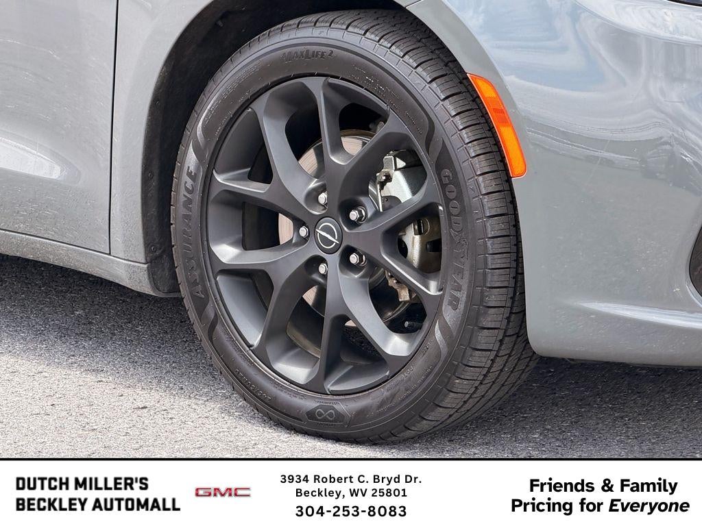 2025 Chrysler Pacifica Limited