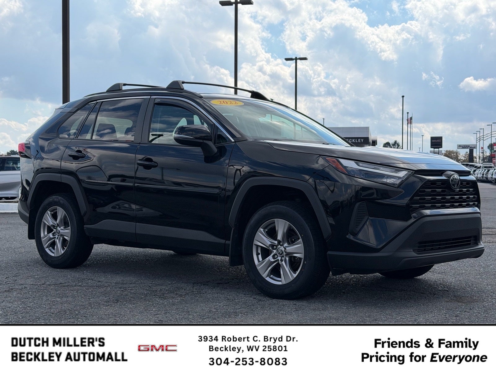 2022 Toyota RAV4 XLE