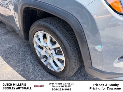 2024 Jeep Compass Latitude Lux