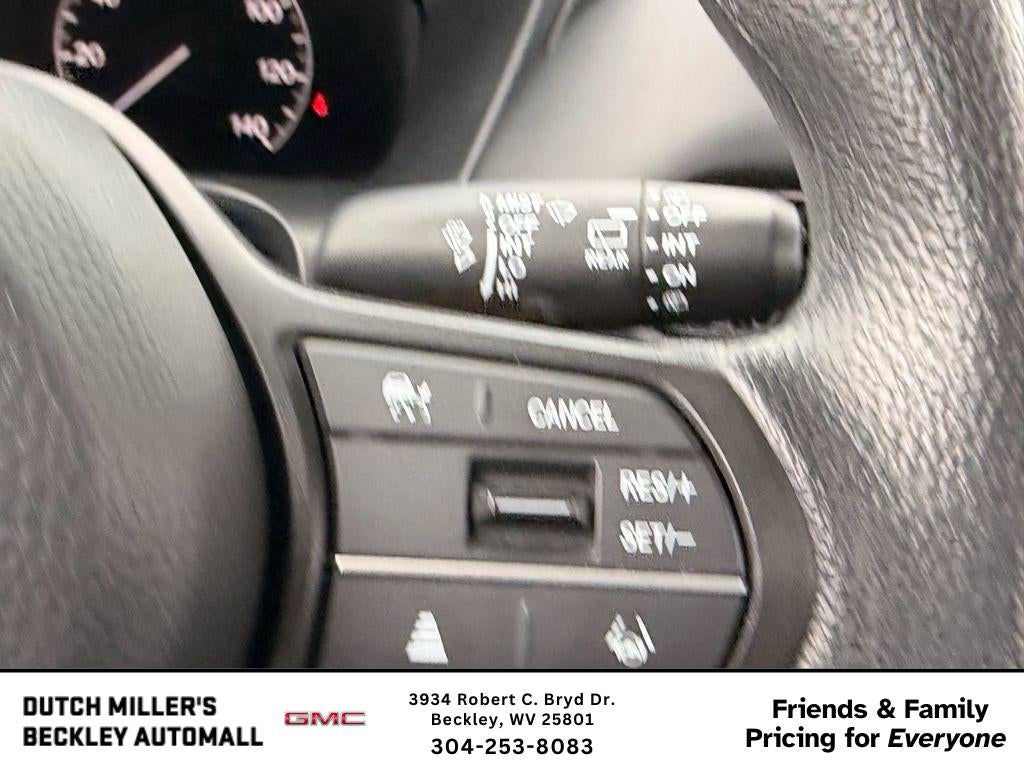 2025 Honda HR-V LX