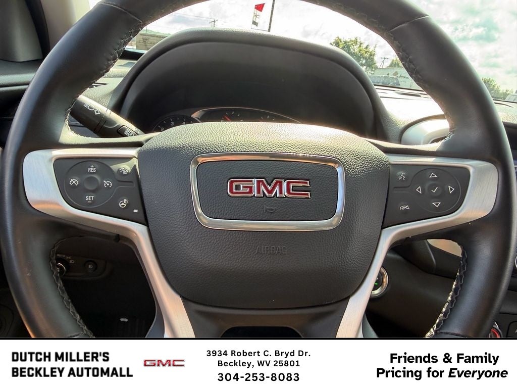 2023 GMC Terrain SLT