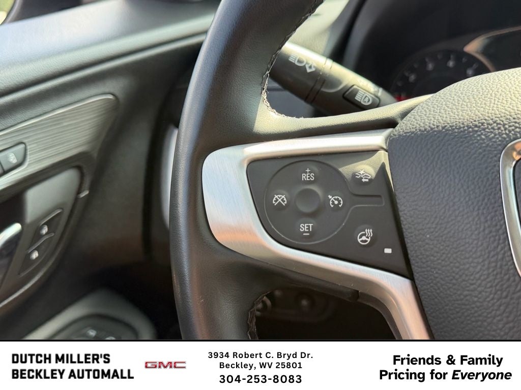 2023 GMC Terrain SLT