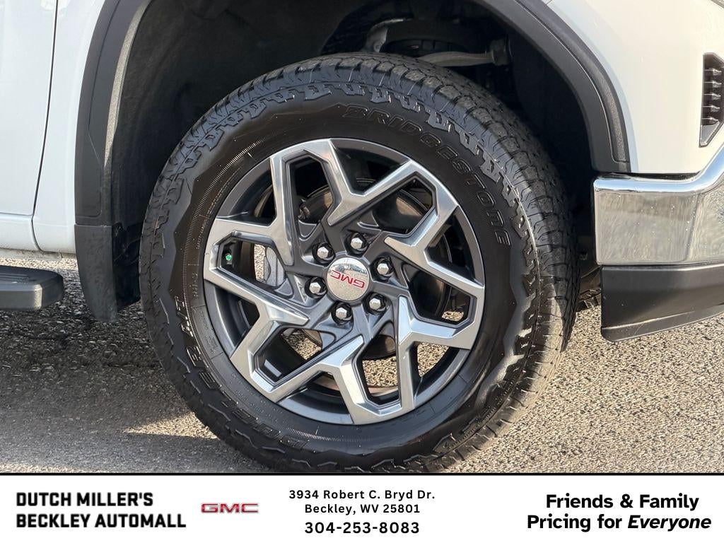 2025 GMC Sierra 1500 SLT