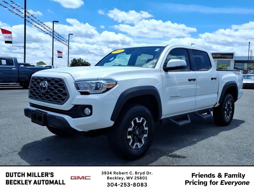 2023 Toyota Tacoma 4WD SR