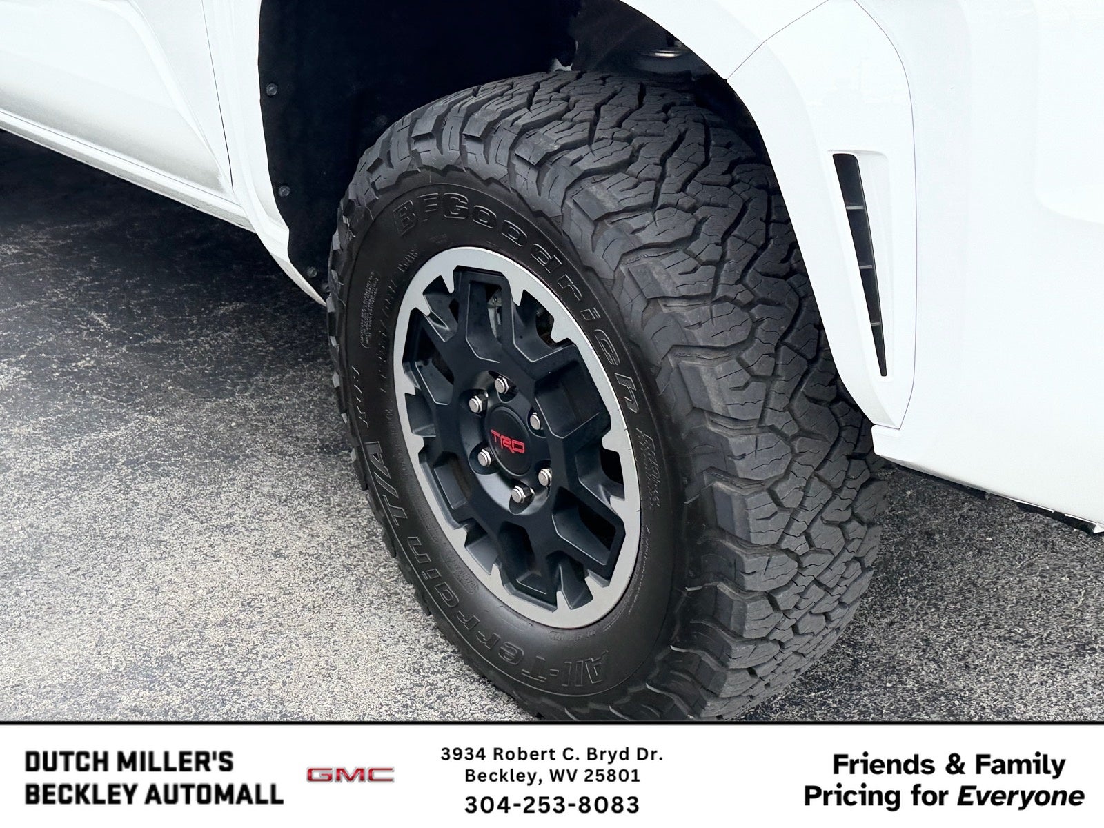 2024 Toyota Tacoma 4WD SR