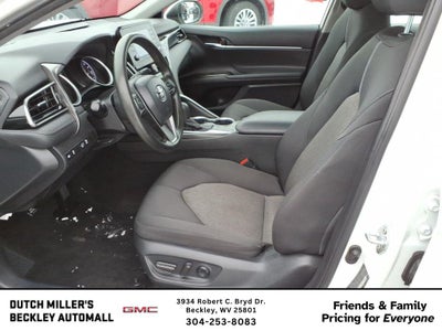 2022 Toyota Camry LE