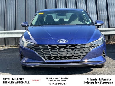 2021 Hyundai Elantra SE