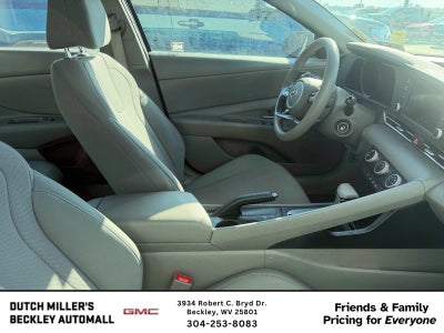 2021 Hyundai Elantra SE
