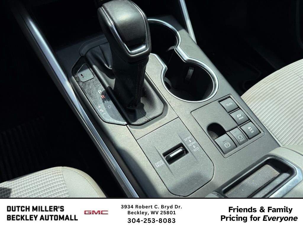 2023 Toyota Highlander Hybrid LE