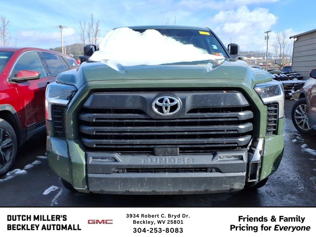 2022 Toyota Tundra 4WD SR5