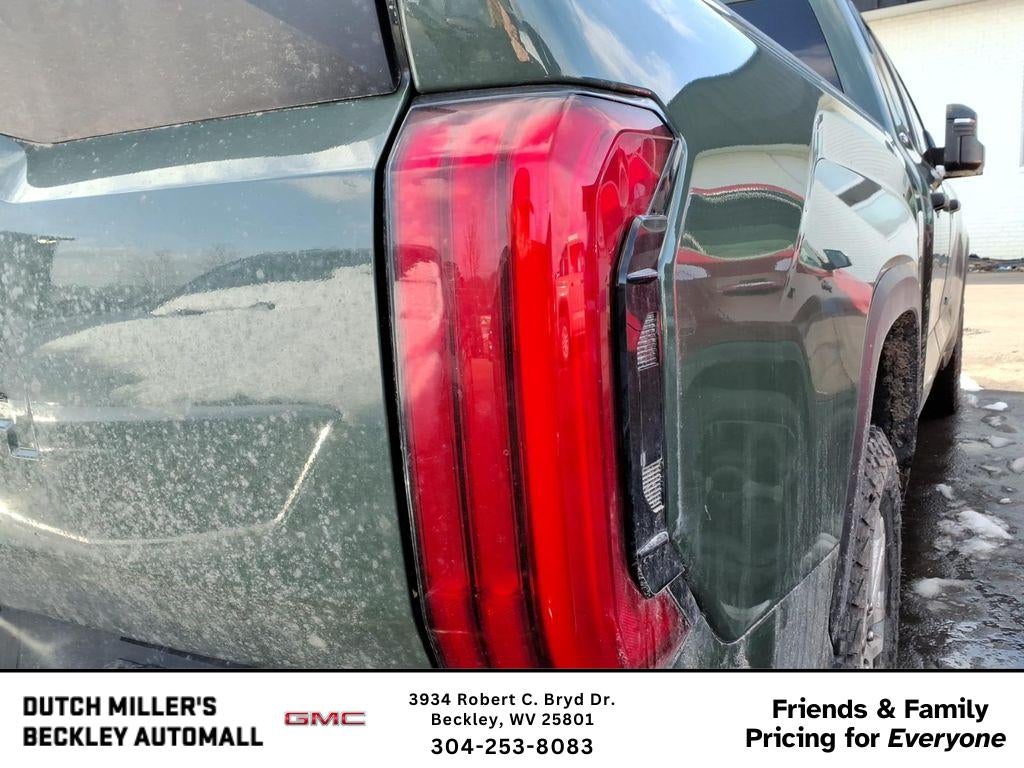 2022 Toyota Tundra 4WD SR5