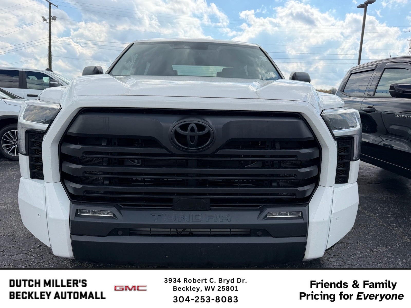 2024 Toyota Tundra 4WD SR5