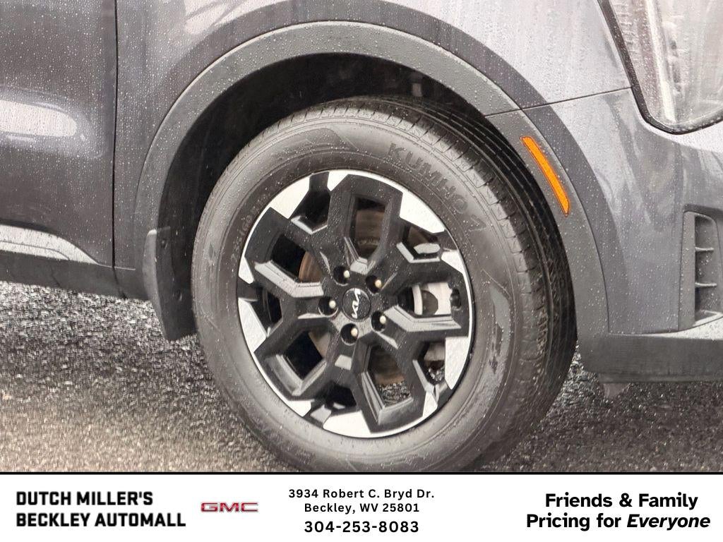 2025 Kia Sorento S
